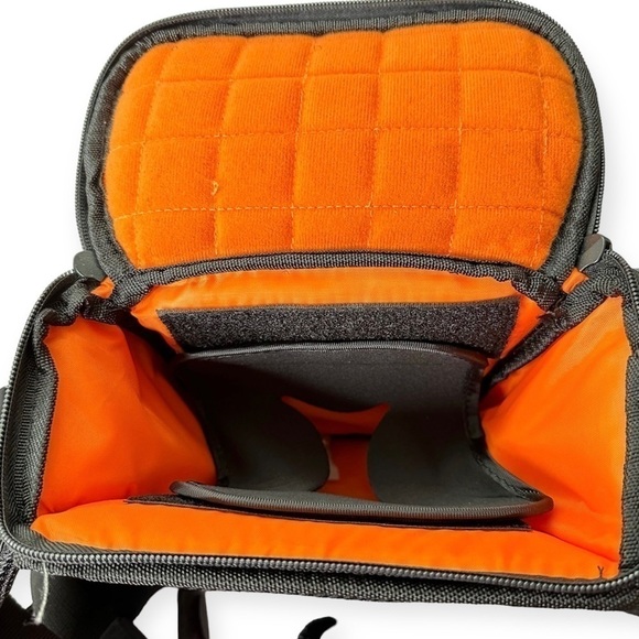 Dolica SB Sling Bag‎ Backpack for DSLR Black Gray - Picture 8 of 13